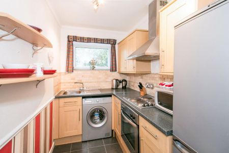 2 bedroom flat to rent - Photo 5