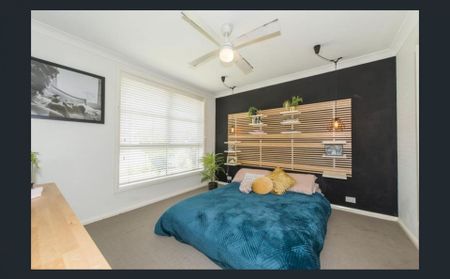 6 Munro Place, Jordan Springs - Photo 4