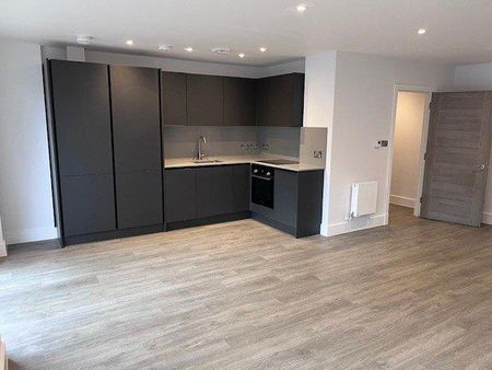3 bedroom flat to rent - Photo 2