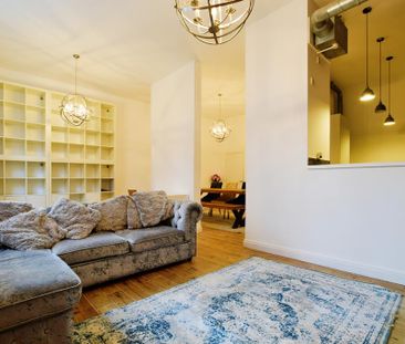 2 bedroom flat to rent - Photo 2