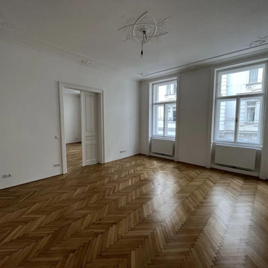 Wünderschöne renovierte Altbauwohnung nahe der Karlskirche - Photo 1