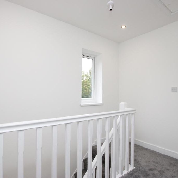 3 bedroom semi-detached house to rent - Photo 1