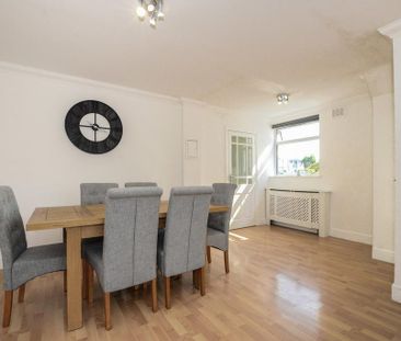 3 bedroom semi-detached house to rent - Photo 2
