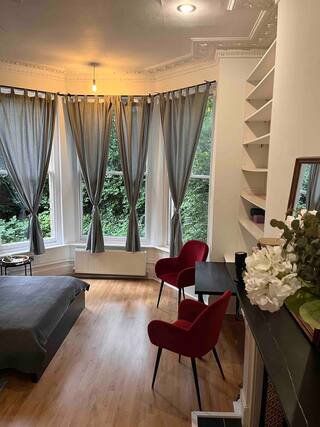 0 bed Flat in Fitzjohns Avenue , London, NW3 6NY - Photo 3
