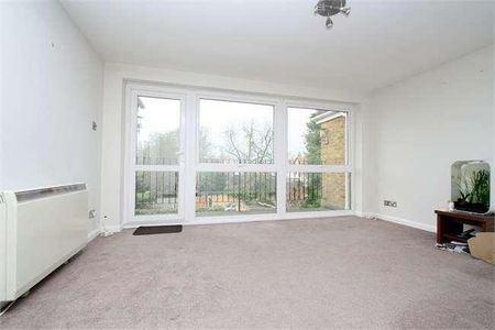 Morrell Court, Kingston Road, Staines, TW18 - Photo 2