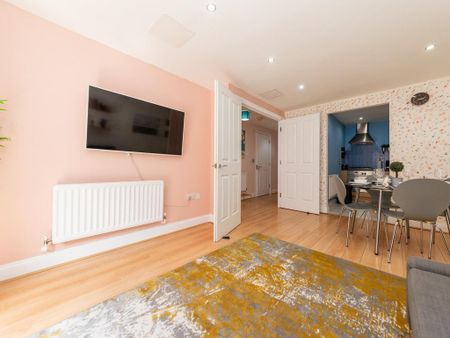 1 bedroom apartment to rent - Photo 4