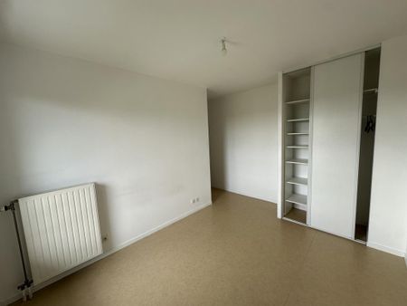 Location Appartement 3 pièces 69m² ST HERBLAIN 44800 - Photo 5