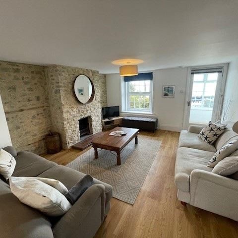 4 bedroom detached house to rent - Photo 1