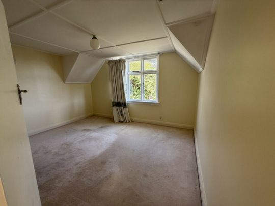Private and spacious in Roslyn! - Photo 1