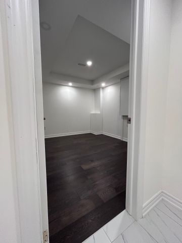 For Lease - 8 Finley Way, Markham, Ontario - Photo 3