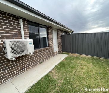 2/28 Rodgers Road, West Tamworth, NSW 2340 - Photo 6