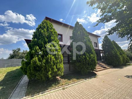Vila 200mp Utili + Anexe si Teren 1.200mp Tancabesti - Fotografie 5