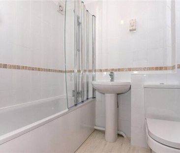 Rosefield Road, Staines-upon-Thames, Surrey, TW18 4QD - Photo 5