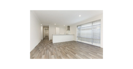 Spacious Family Living in the Heart of Byford!!! - Photo 2
