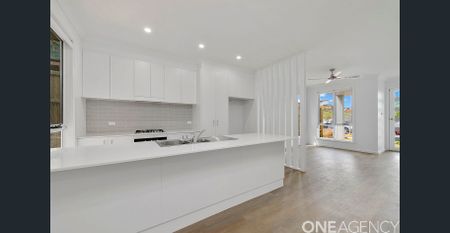 Modern 3 bedroom villa in Ascot Park - Photo 3