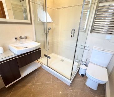 Thames Street - Photo 2