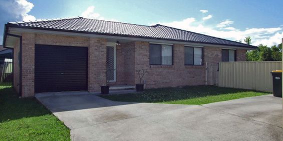 Tucked Away - Photo 3