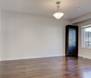 For Lease - 409 Switchgrass Street, Oakville, Ontario - Photo 4