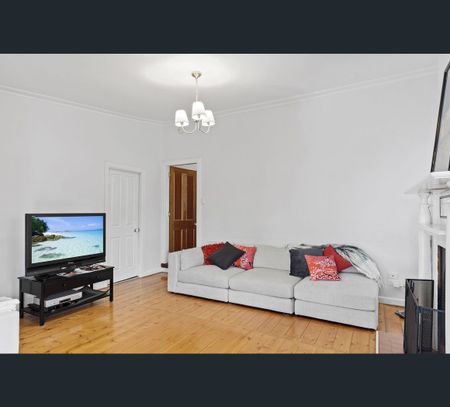 1/21 Heinz Street, White Hills, Vic 3550 - Photo 5