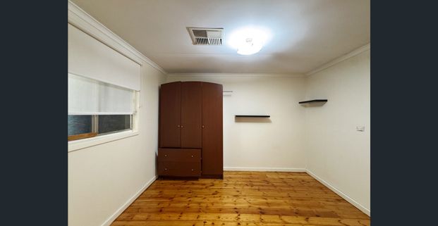 Cute cottage in central location - Photo 1