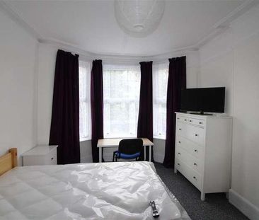Devonshire Road, **student Apartment** Student Apartment **, Southa... - Photo 4
