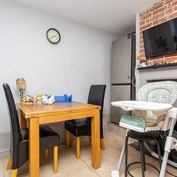 High Street, Wingham, Canterbury, CT3 1AA, Kent - Photo 2