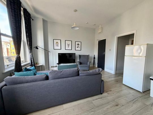 1 bedroom flat to rent - Photo 1