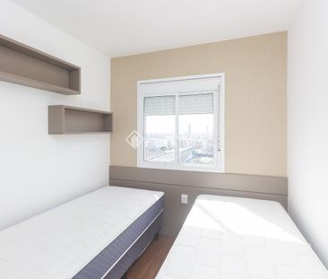 Apartamento com 2 quartos e 50m² para alugar em Humaitá, Porto Alegre. - Photo 1