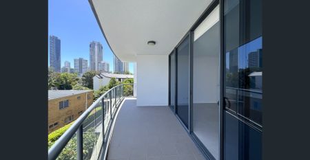 Modern Three-Bedroom Apartment in ‘Riva on Chevron’ - Photo 4