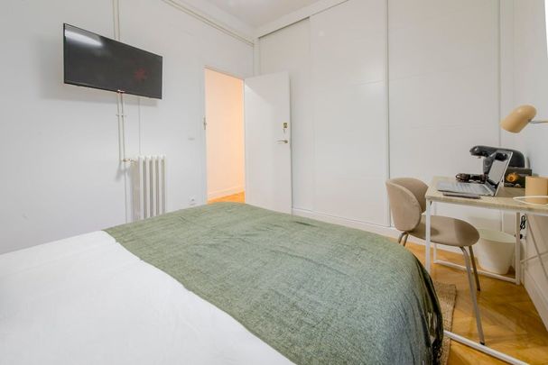 Calle Doctor Castelo, Madrid, Community of Madrid 28009 - Photo 1