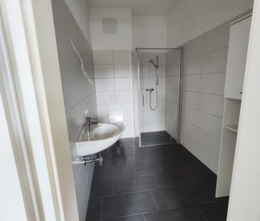 Moderne 2-Zimmer Dachgeschosswohnung mit 45,44m² und Loggia - Photo 2