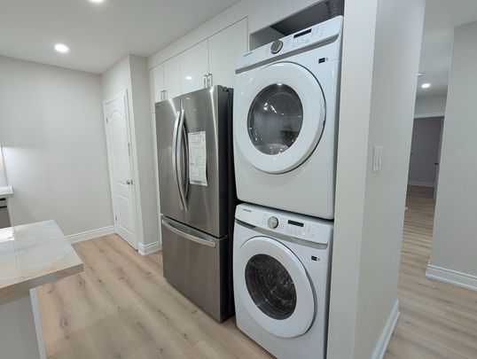 For Lease - 198 Cherrywood Drive, Newmarket, Ontario - Photo 1