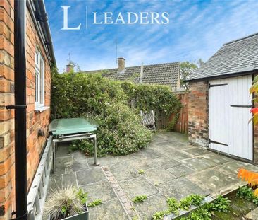 2 bedroom terraced house to rent - Photo 2