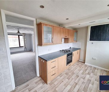 3 bedroom end of terrace house to rent - Photo 5