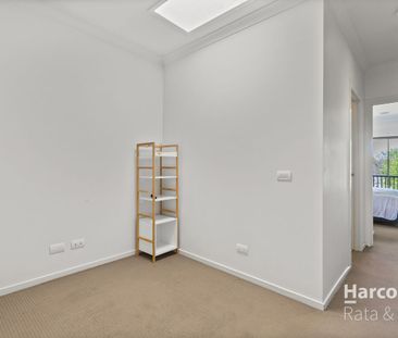 Charming 2-Bedroom Home in Craigieburn - Photo 6