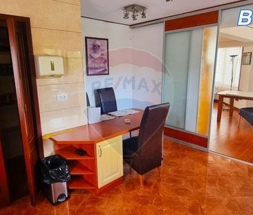 Eleganță și confort într-o casă cu personalitate - Fotografie 2