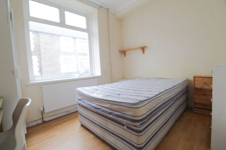 King Street, Treforest, Pontypridd - Photo 3