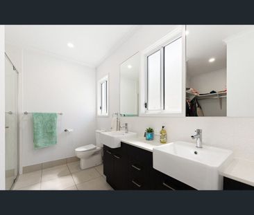 5 Bradley Crescent, Nirimba, Qld 4551 - Photo 1