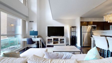 Vibe at Liberty Village Lofts , #418 - Photo 3