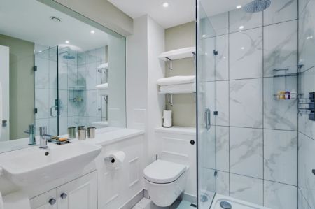 Deluxe 1 Bed Apartment - Photo 5