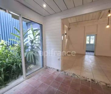 A louer - Maison rénovée à Schoelcher - Quartier Plateau - Photo 2