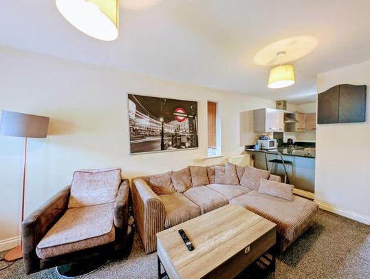 2 bedroom terraced house to rent - Photo 1