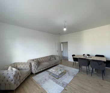 Hochwertig kernsaniert und voll möbliert: 70 m2, 2,5 Zimmer - Foto 1