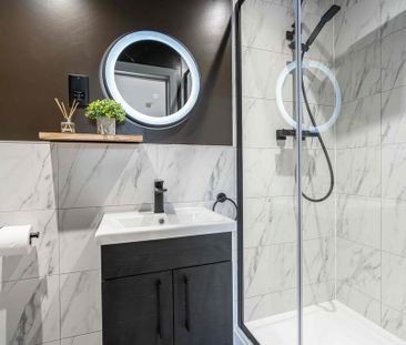 6 bedroom house to rent - Photo 1