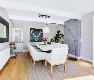 5 bedroom detached house to rent - Photo 3