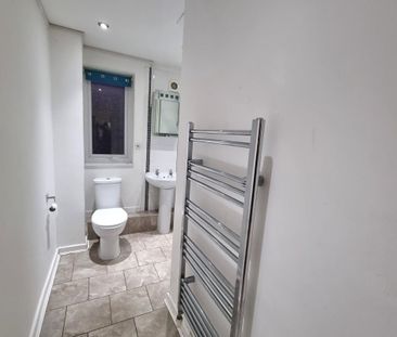 South Street - Photo 4