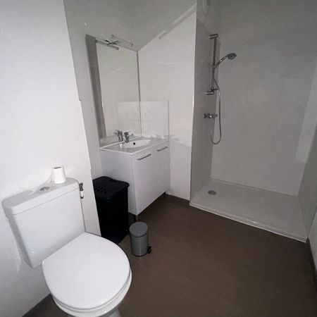 Location Appartement 2 pièces Meublé 34m² LA ROCHELLE 17000 - Photo 4