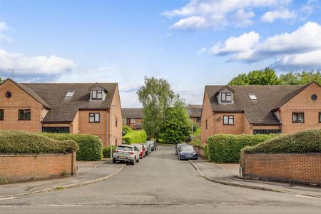 1 bedroom terraced house to rent - Photo 2