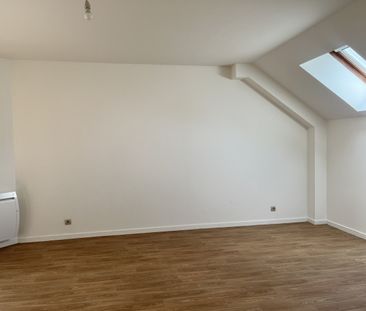 Location Maison 2 pièces 49 m² Pouligny-Notre-Dame - Photo 2