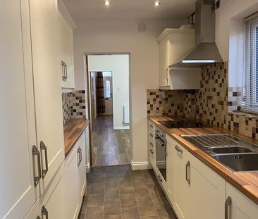 2 bedroom terraced house to rent - Photo 5